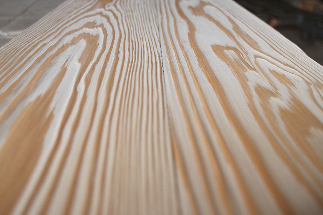 純白うづくり床板杉